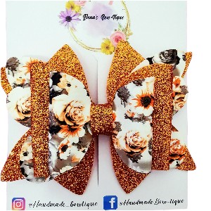 Eiremade Clothing Blooming spring bow