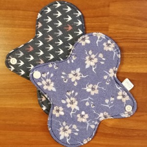 Eiremade Ecofriendly Panty liners - Duo pack - thin cloth menstrual pads for...